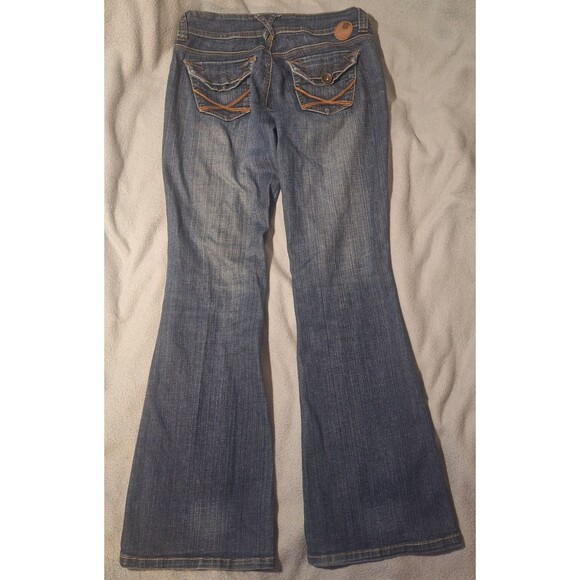 XOXO Flare Jeans Womens 5/6 Vintage Blue Faded Bootcut *Missing Rear Button* - Picture 9 of 12